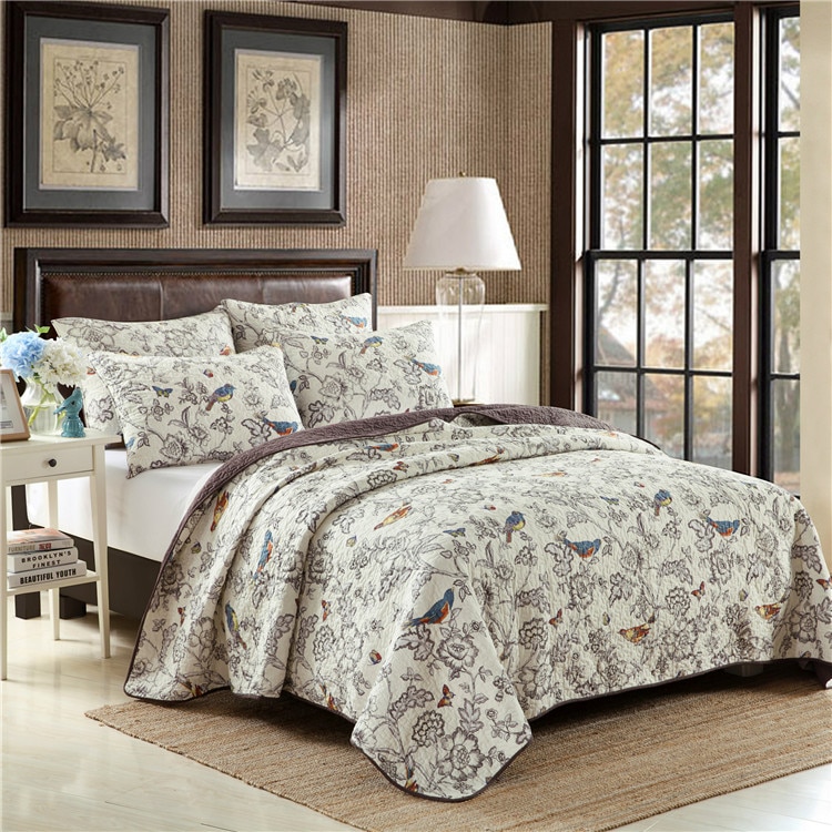 bed coverlet