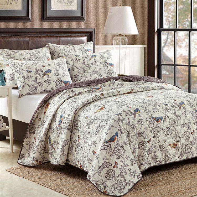 bed coverlet