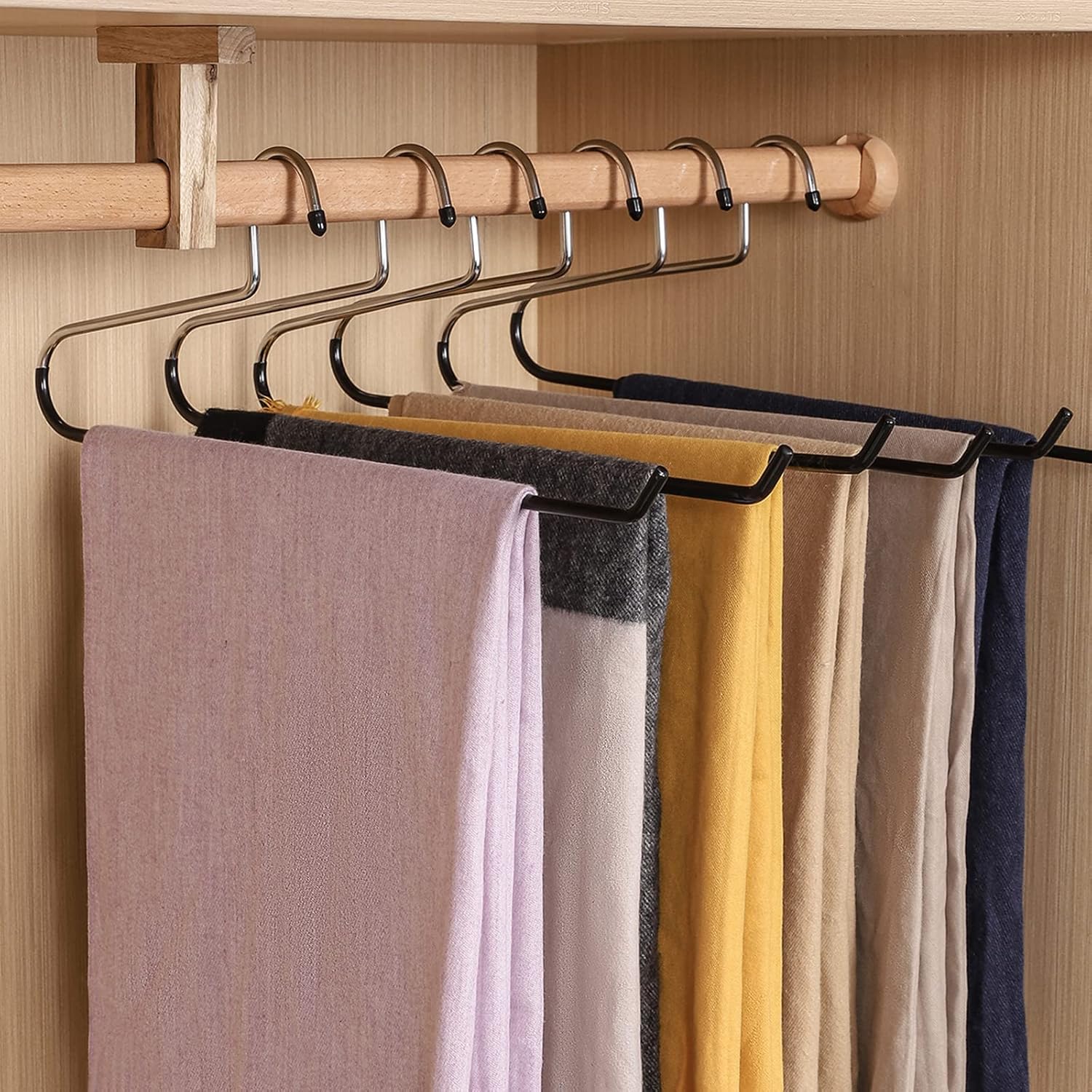 Heavy Duty Blanket Hangers - 8 Pack, Space Saving