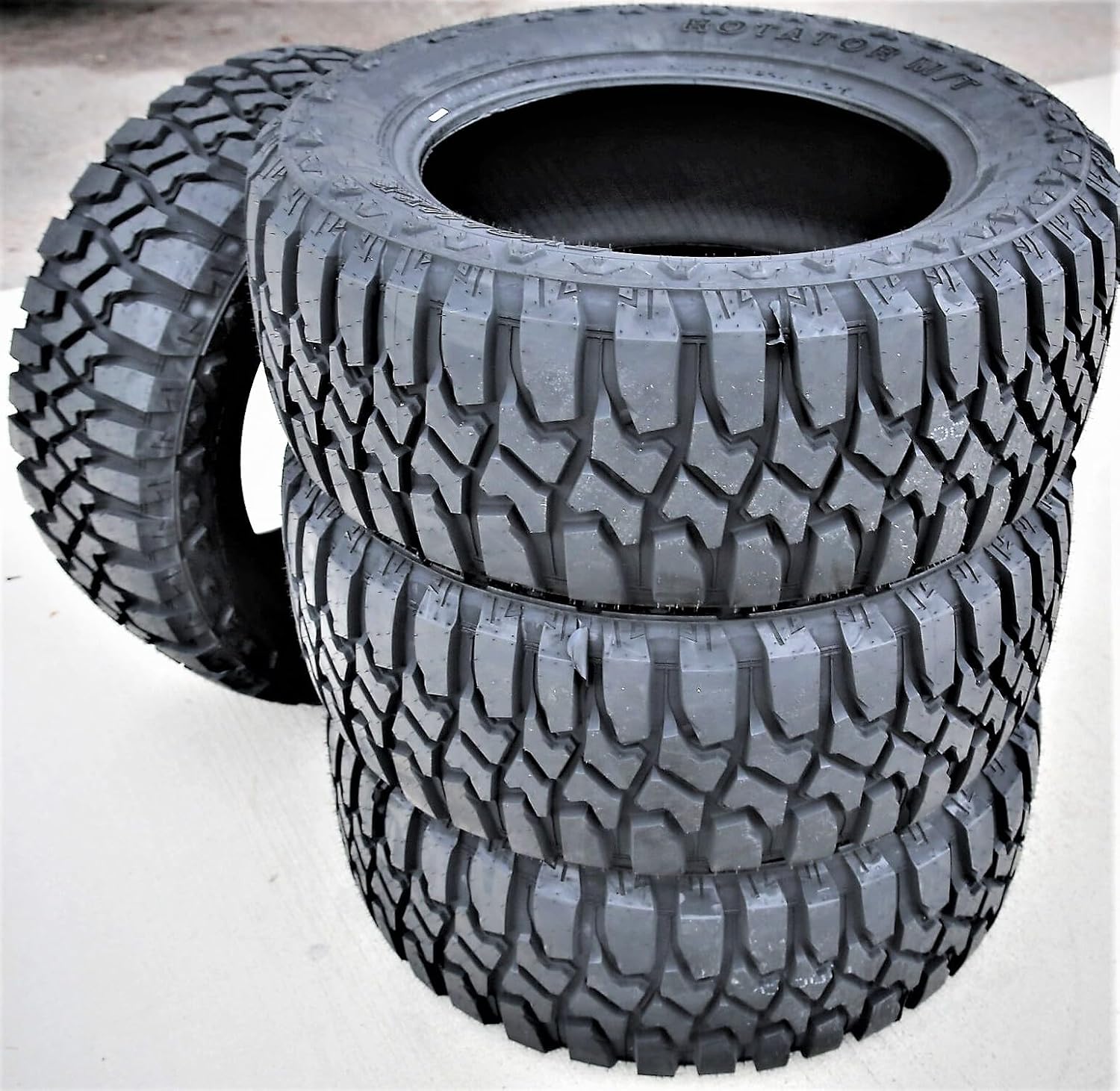 Set of 4 Evoluxx Rotator M/T Off-Road Tires 33x12.50R20 LT